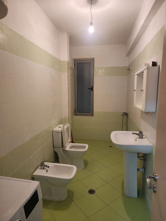 🏠2+1 apartment for annual rent in Transballkanike, Vlore📍