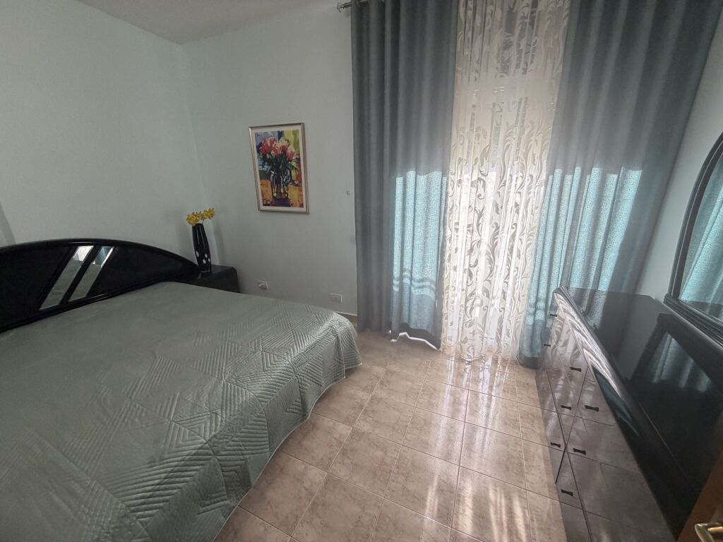 1+1, arredato, azienda tedesca, comune di Parigi, 500 mila lek