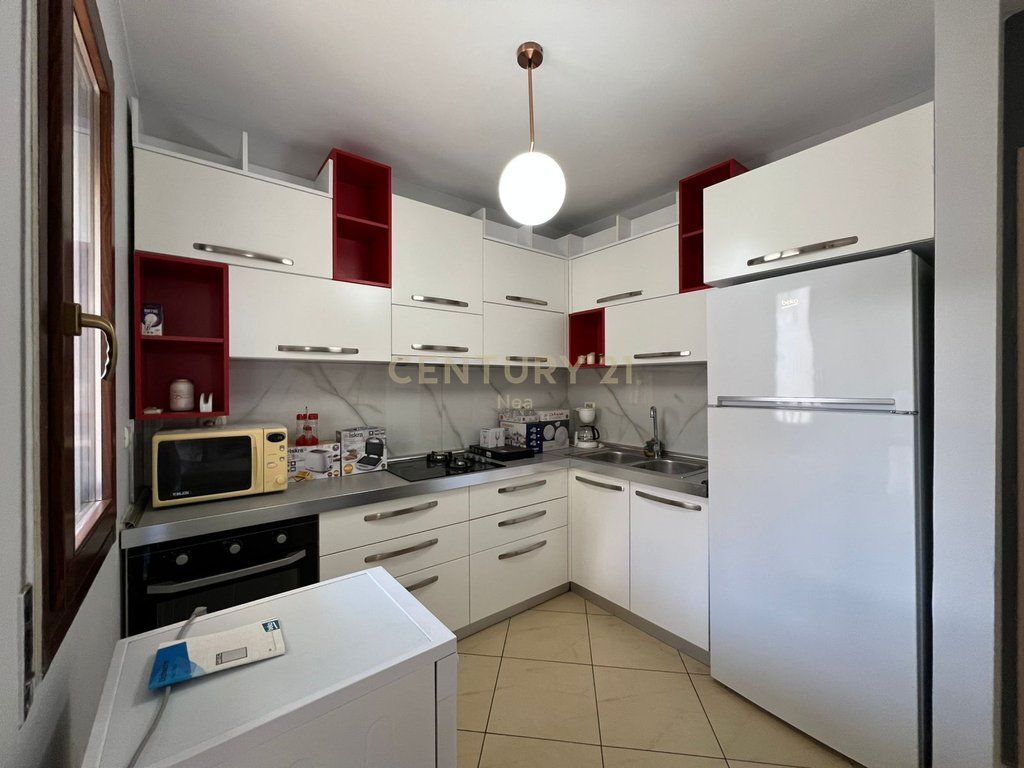 Apartment 2+1+2 plus parking space for rent at the Botanical Garden!