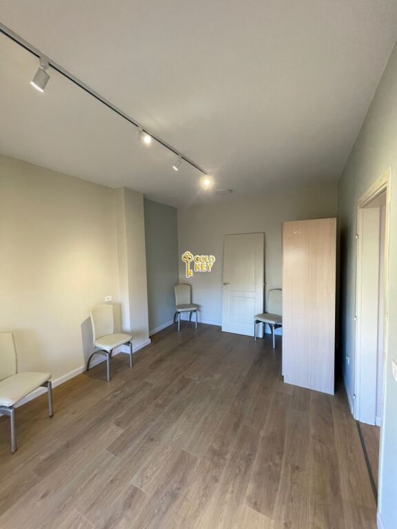 🏢 BUSINESS PREMISES FOR RENT 2+1+BALCONY NEAR THE MUNICIPALITY CENTER DURRËS