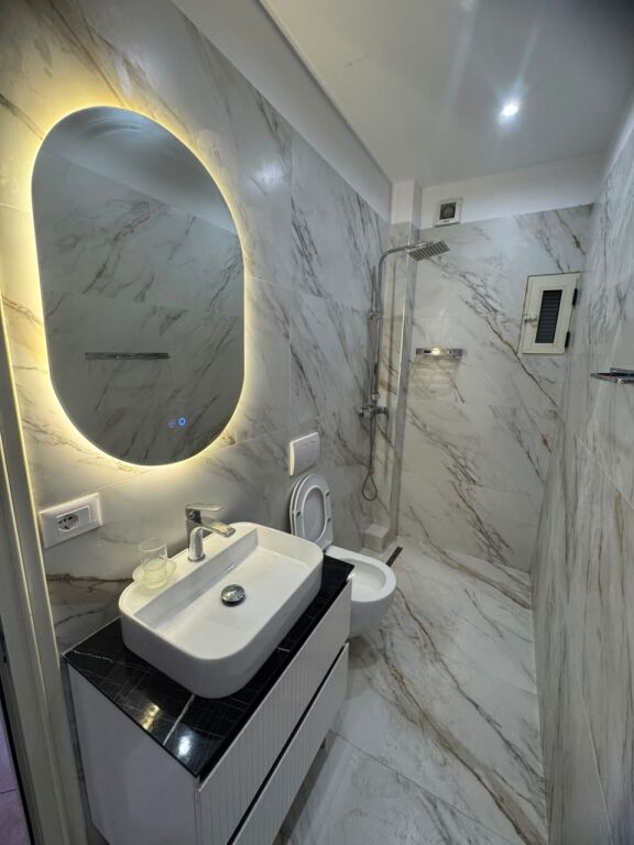 Apartament 1+1 me qira – Selitë e Vogël, afër Uni Marin Barleti !