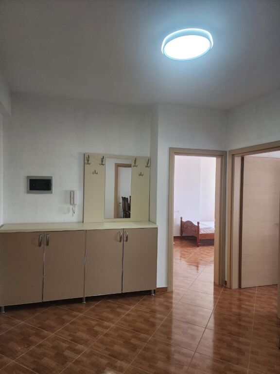 🏠2+1 apartment for annual rent in Transballkanike, Vlore📍