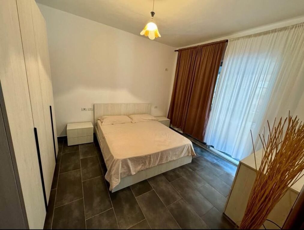 2+1, at hotel Marinaj in Astir, 500 thousand lek
