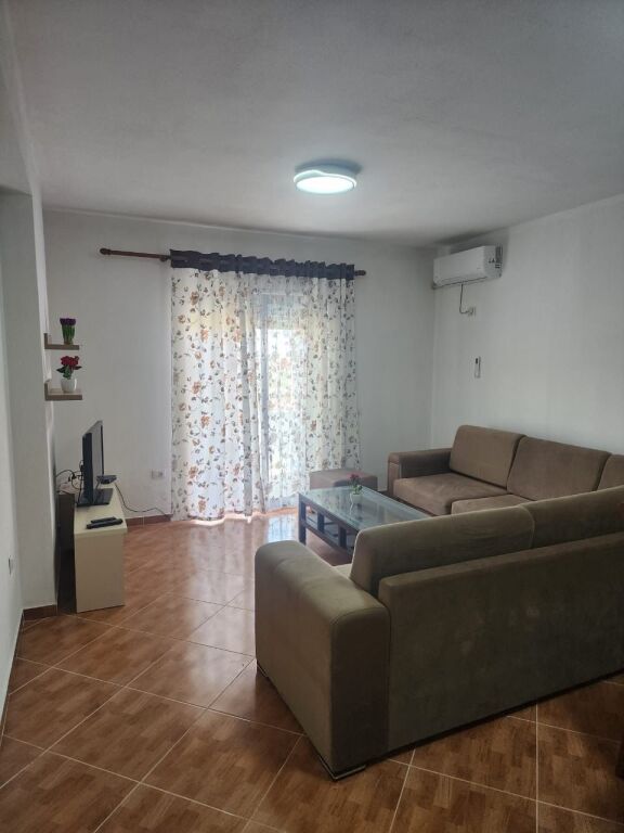 🏠2+1 apartment for annual rent in Transballkanike, Vlore📍