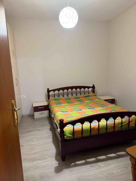 Apartment 1+1 for rent in Yzberisht, 3 Deshmoret Street,