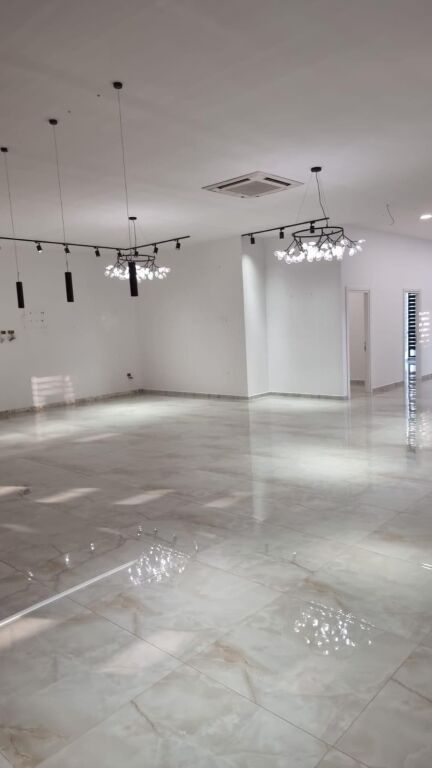 PREMIUM COMMERCIAL SPACE FOR RENT AT PHARMACY 10