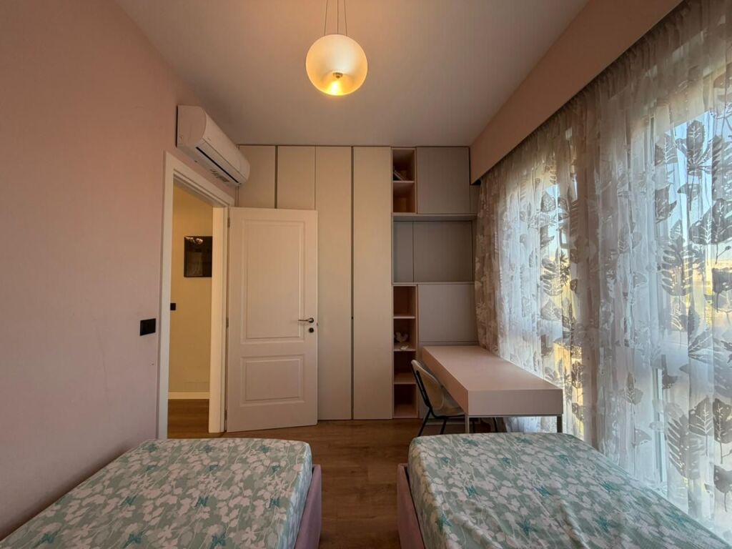 🏡 Appartamento Duplex 3+1+2 in affitto nella zona di 📍 5 Maj💰 70.000 lek /mese