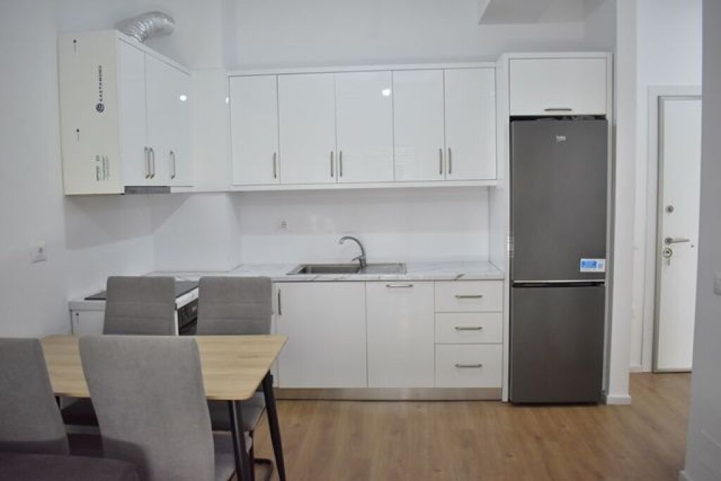 Apartment 1+1 for rent in Ali Dem, near Kaimi 400 Thousand Leke