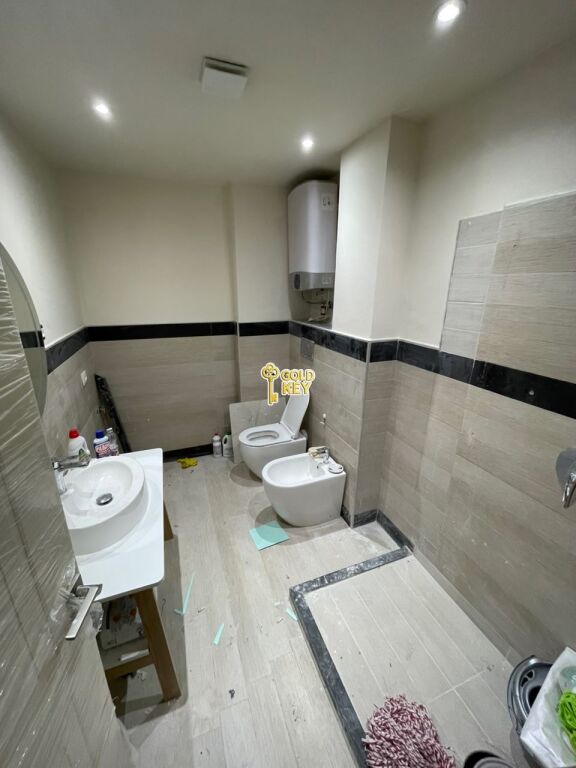 🏢 BUSINESS PREMISES FOR RENT 2+1+BALCONY NEAR THE MUNICIPALITY CENTER DURRËS