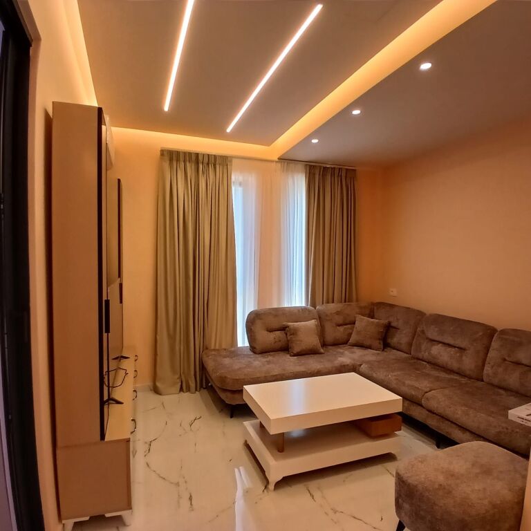 Apartment 1+1 for rent, United School!