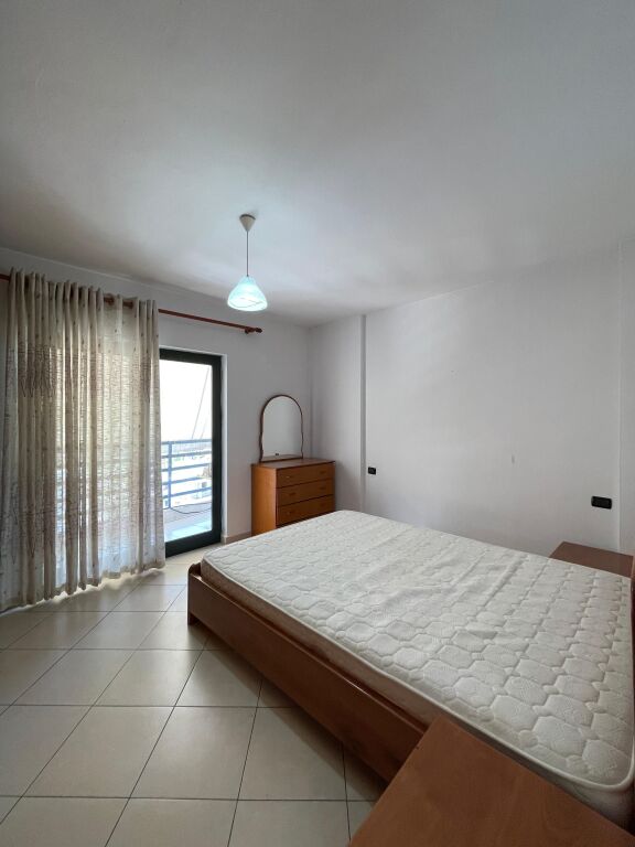 Apartment 2+1 for rent Yzberisht !