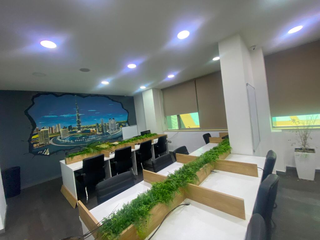 Business premises for rent near Globe, Kavajes Street