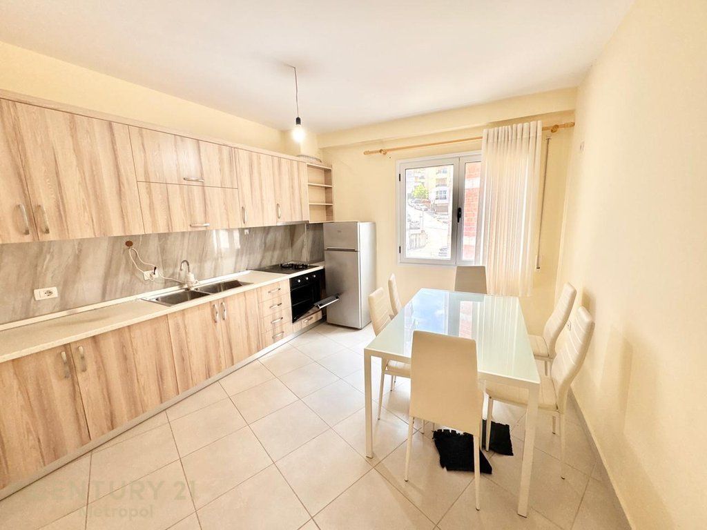 FOR SALE 2+1 ABOVE THE BOTANICAL GARDEN NEAR THE SELITA MOSQUE !