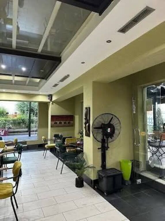 BUSINESS PREMISES FOR SALE, LOCAL, TIRANA 310 000 € / area 140 m2