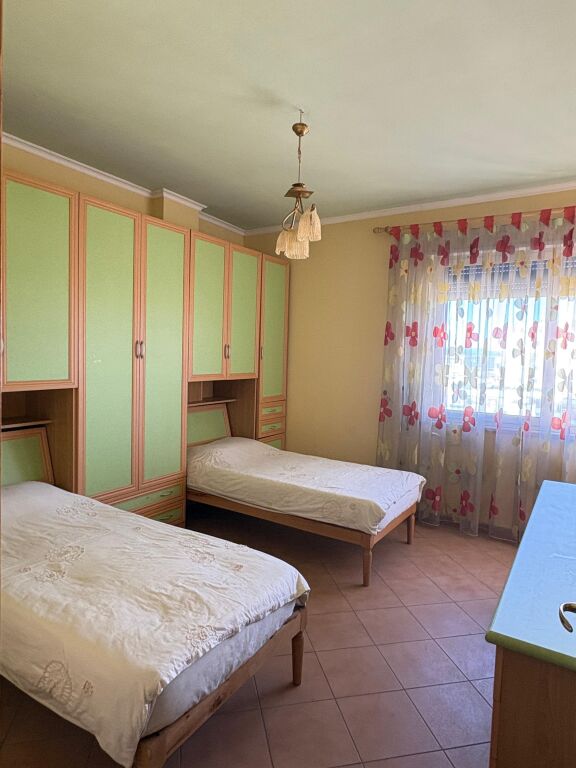 Appartamento 2+1+2 in vendita vicino a FlagShip, Durazzo