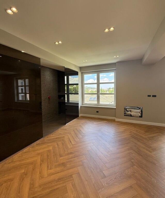 📌Modern Villa with Private Pool for Rent – Rolling Hills Residence