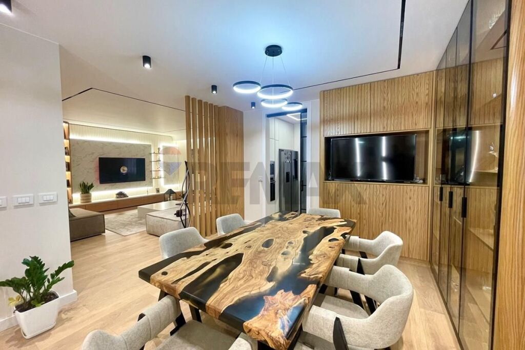 Appartamento moderno 3+1 nel centro di Tirana!