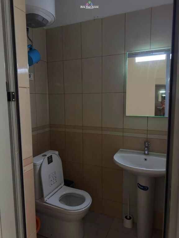 Negozio In Affitto A Komuna e Parisit (ID BD21918) Tirane