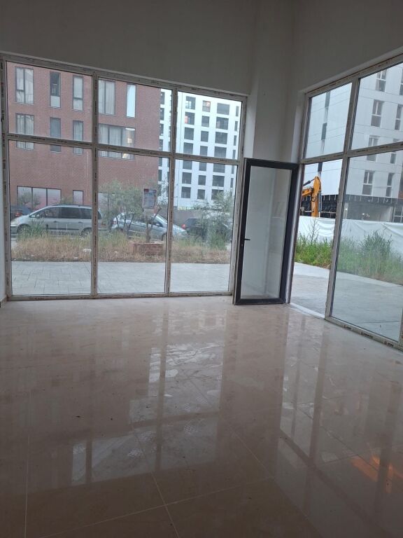 Ambiente 60m2, al nuovo boulevard, 1000 euro
