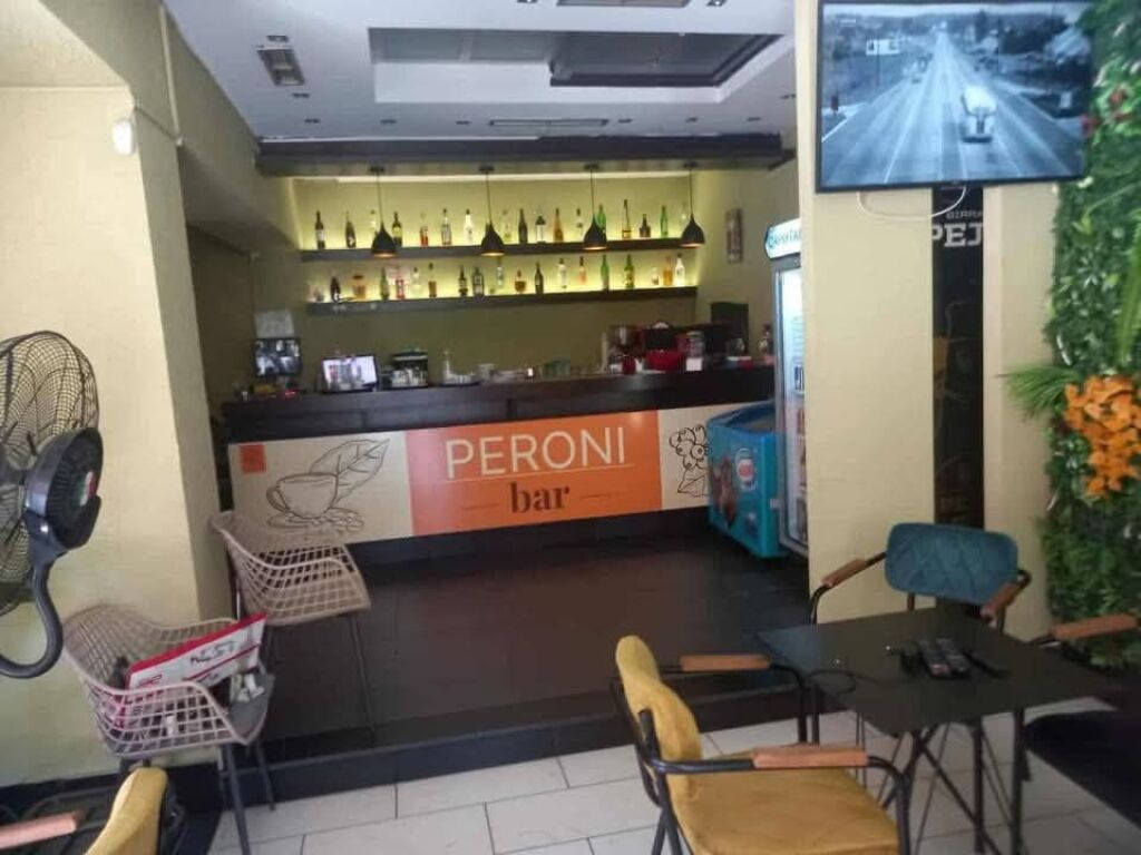 BUSINESS PREMISES FOR SALE, LOCAL, TIRANA 310 000 € / area 140 m2