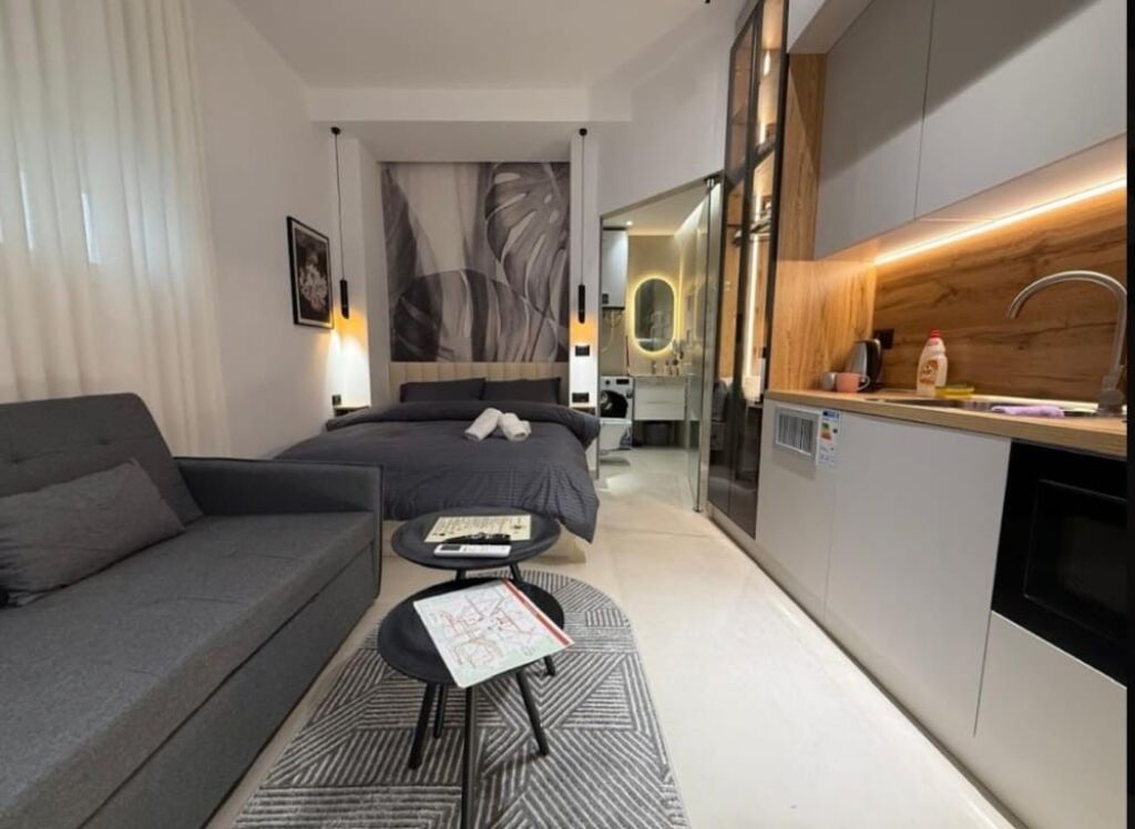 Luxurious studio apartments for rent at Pazari i Ri