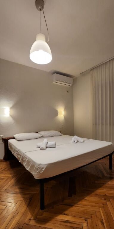 Rent | Apartament 1 + 1 | Bulevardi Zogu i Parë | 550 €/month