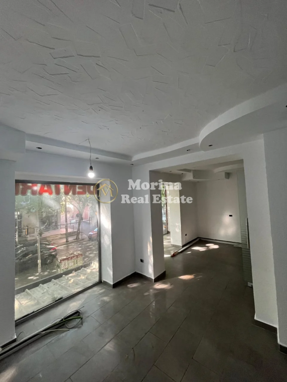 Sale | Ambjent Biznesi | Rruga Xhanfize Keko | 145000 €