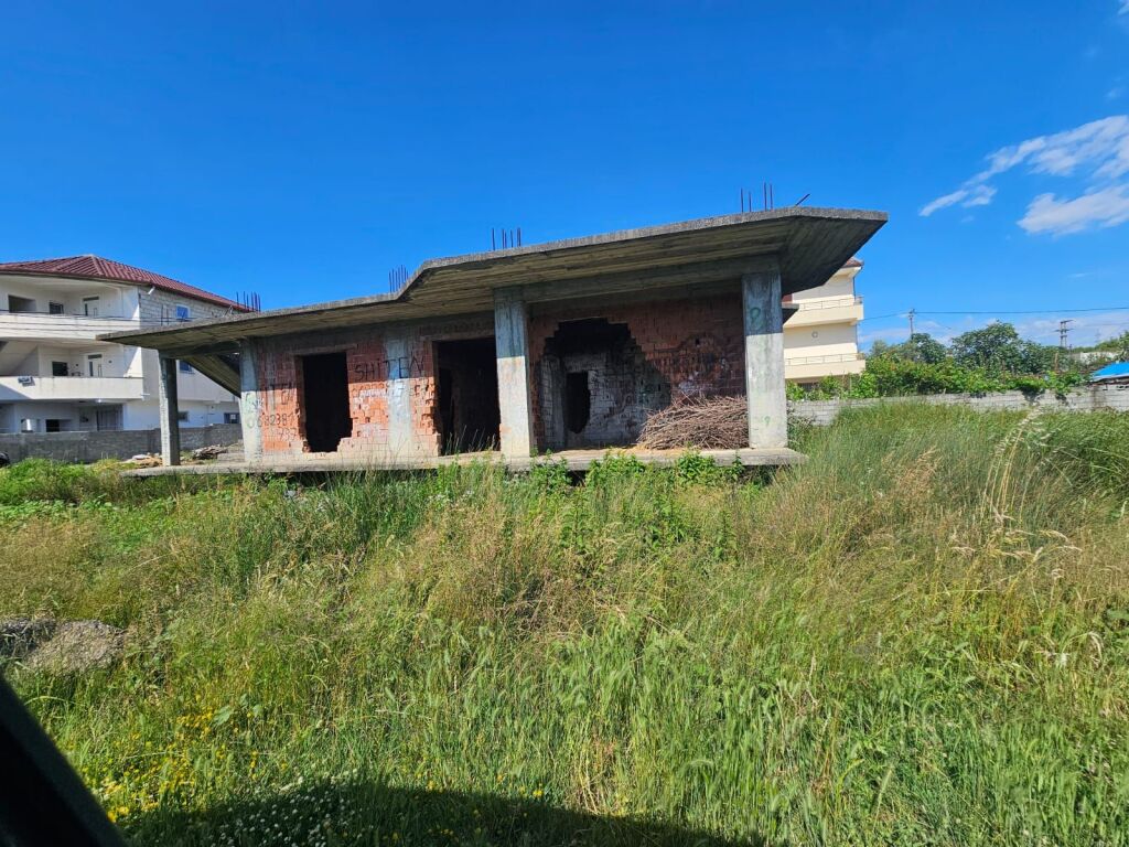 🏡 CASA PRIVATA IN VENDITA A FAZË KARABINA – STRADA UNAZËS, DURRËS