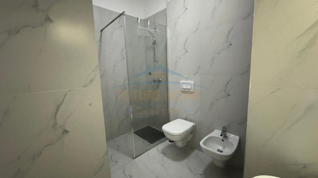 For rent apartment 3+1+2+ parking Barrikadave street