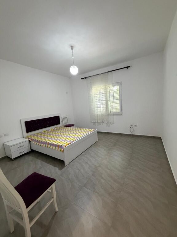 🏡 Shtëpi private me qira 2+1 – Rruga Jordan Misja