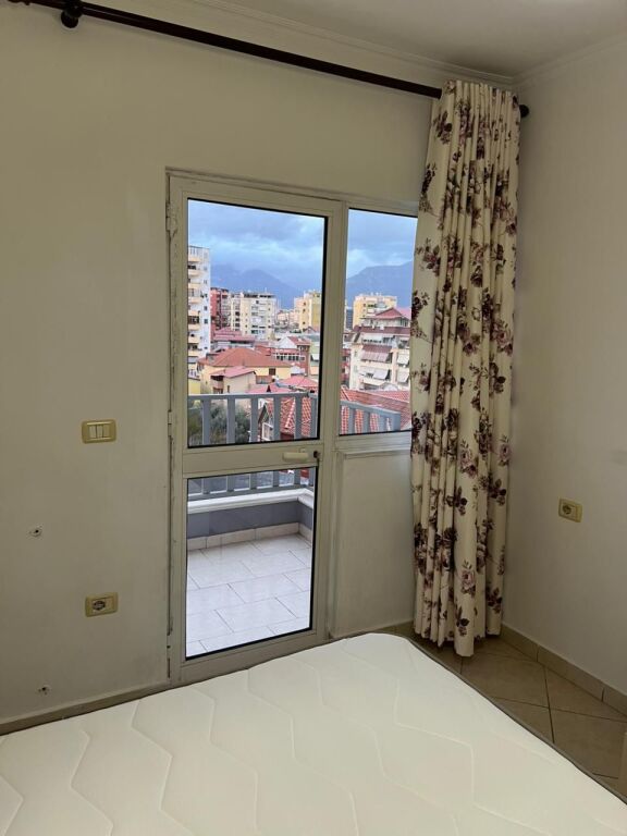 🏡 Jepet me qira apartament 2+1+2 pranë📍 Kompleksit Kika 1, Komuna e Parisit💰 Çmimi: 65.000 lekë/muaj (i diskutueshëm)