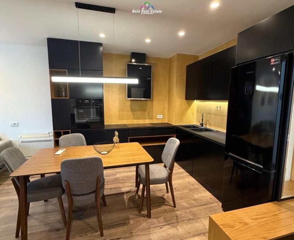 Apartament Me Qera 2+1 Tek 21 Dhjetori (ID B2201938) Tirane