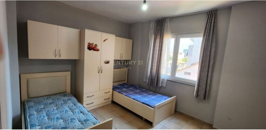 2+1+2 For Sale on Fortuzi Street