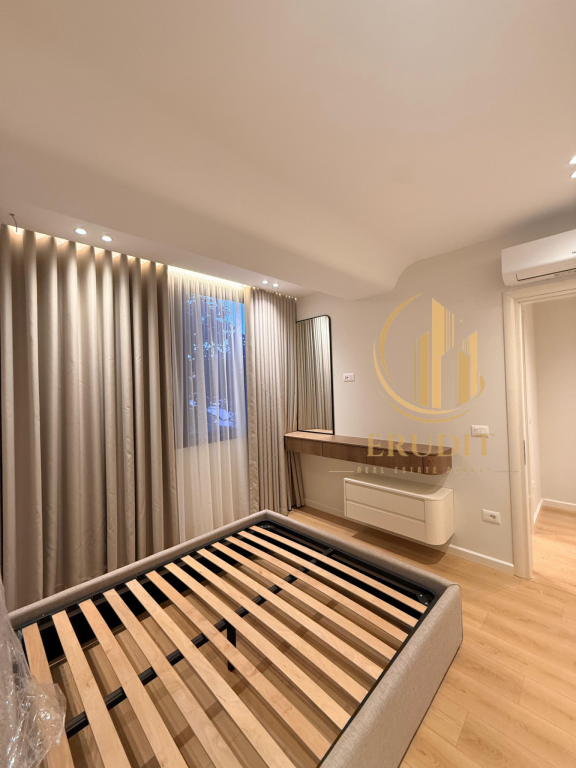 🏡 Jepet me qira apartament 2+1 në katin e dytë të një vile në zonën e Plazhit të Vjetër, Vlorë