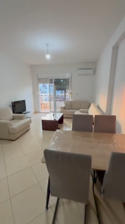 🏡 Apartment 2+1+2 for rent 📍 Near Red School, Rr. Riza Cerova