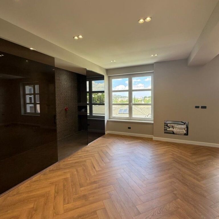 🏡 Modern Villa with Pool for Rent – Rolling Hills Residence ✨🌿