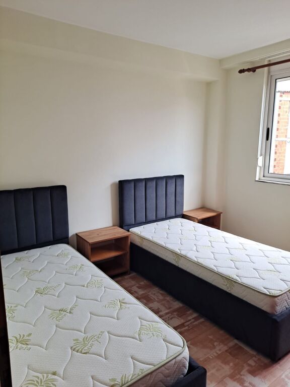 Apartment 2+1+1 bathroom for rent 550 Thousand lek