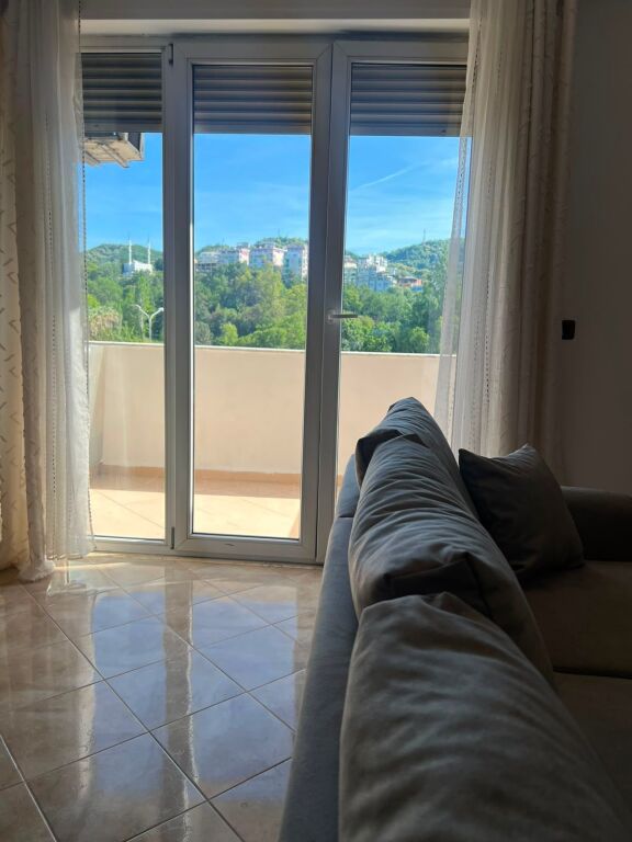 🏡 Apartment 1+1 for Rent – Paris Commune, Tirana