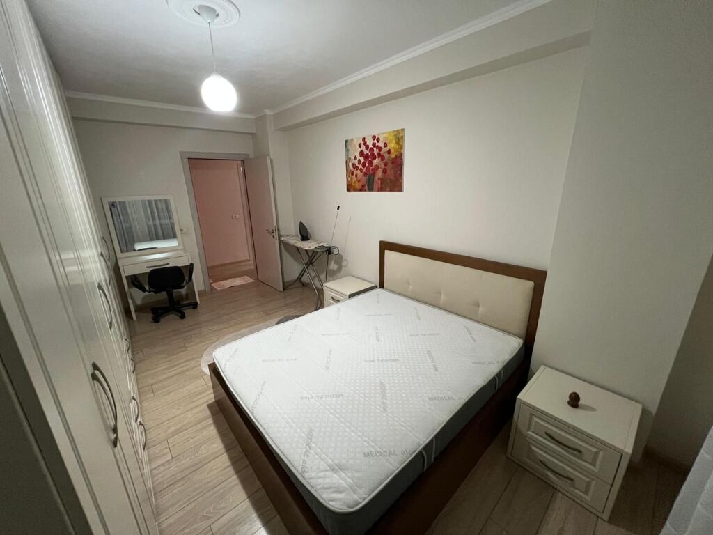 Apartment 2+1+parking for rent 550 Thousand Lek