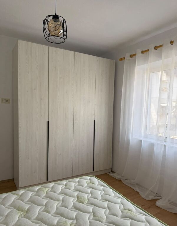 Apartment 1+1 for rent on Bardhyl Street 480 Thousand Lek