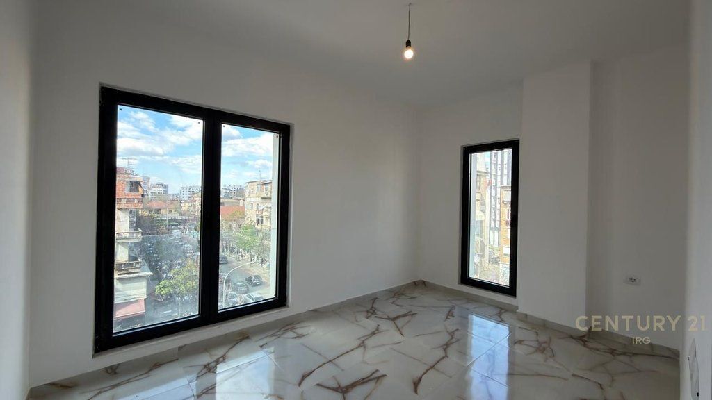 Apartment 2+1+2 for Office is given at Barrikadave Street!