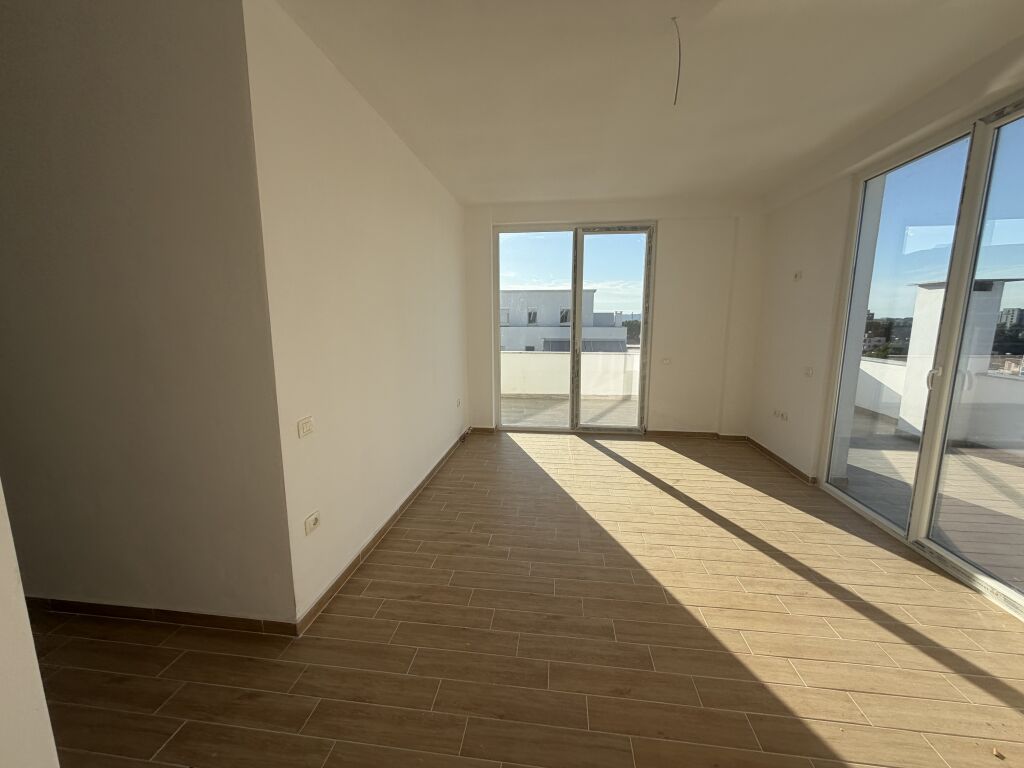 2+1, finished, near urban gate Astir, 152,000 leke