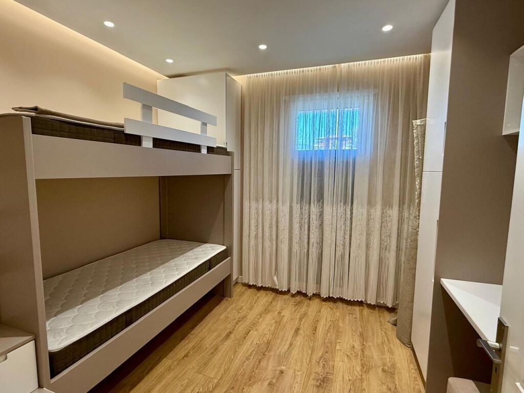 Apartament 2+1 per qera te olimpiku
