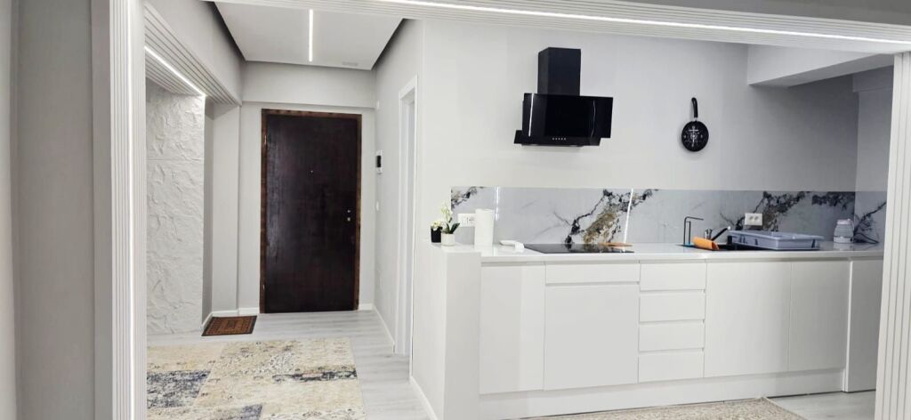 🏡 VENDESI APPARTAMENTO 1+1 COMPLETAMENTE RINNOVATO – Vollga - DURRËS