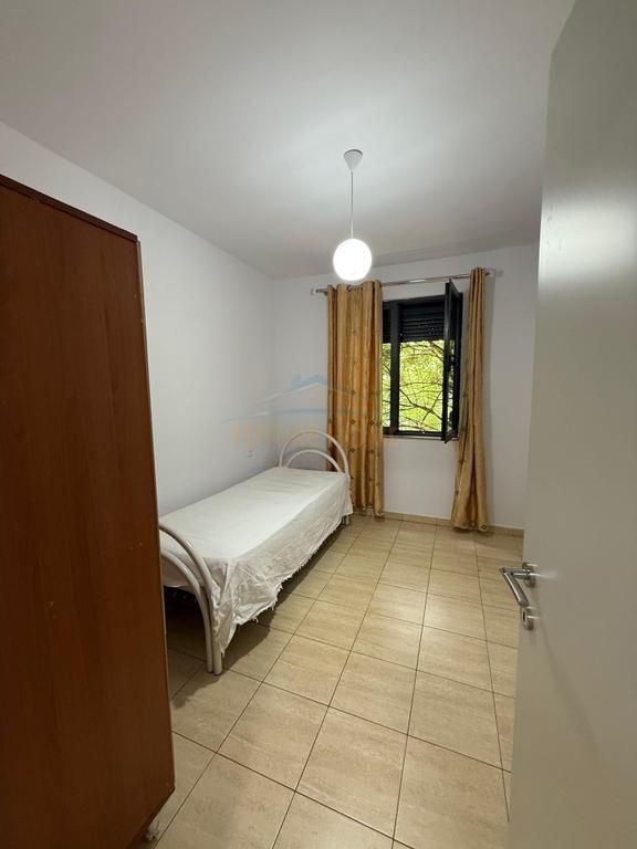 Affitto, Appartamento 2+1, Via Asim Vokshi, Tirana.