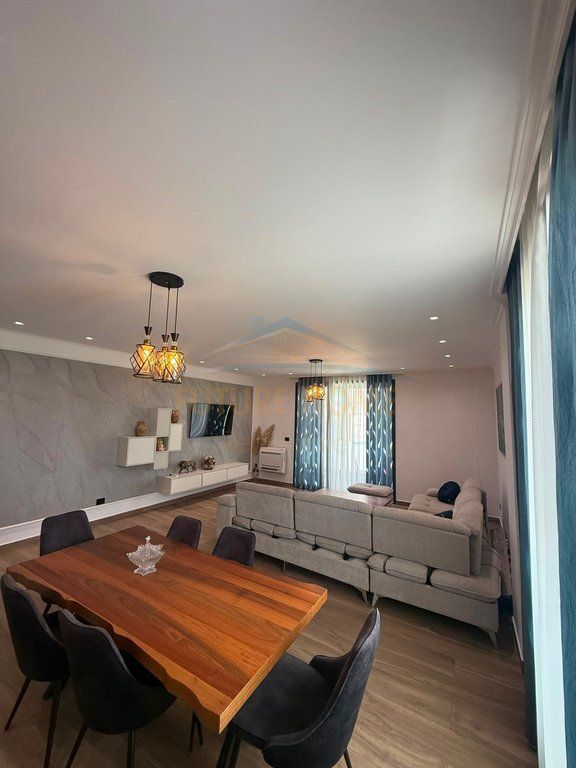 Affitto, Appartamento 2+1+2 + Veranda + Posto Auto, Sofia Hill Residence