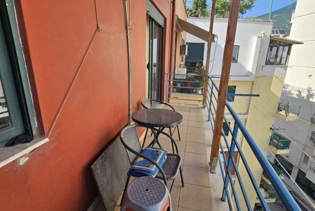 Vicino al Ristorante Freskut Appartamento 2+1 Arredato in Vendita!