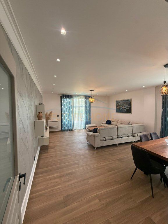 Affitto, Appartamento 2+1+2 + Veranda + Posto Auto, Sofia Hill Residence