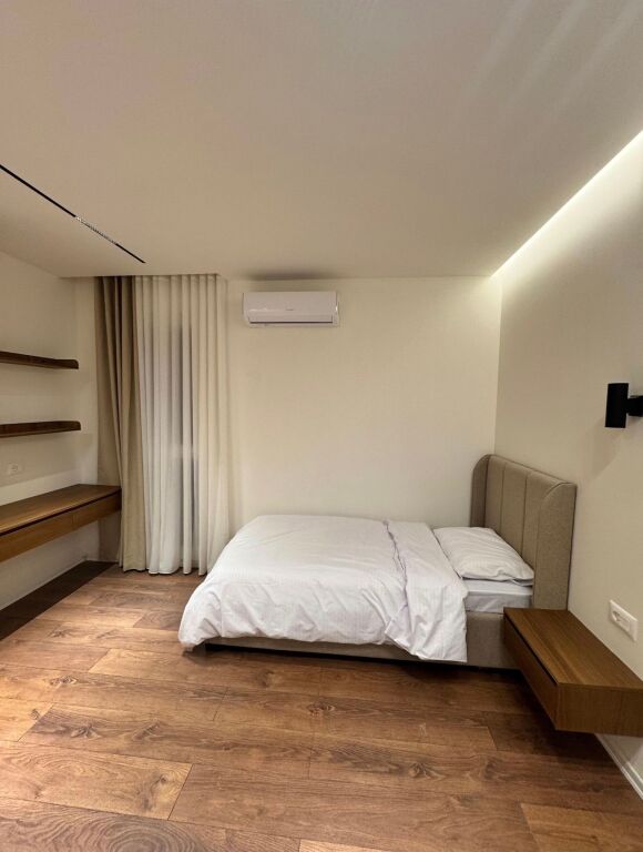 Jepet me qera apartament 2+1