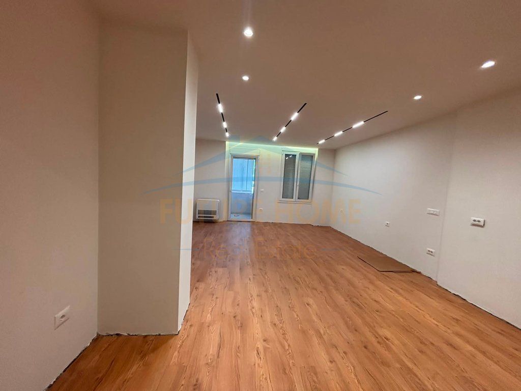 Rent, Apartment 2+1+2, Former Exhibition, Tirana.